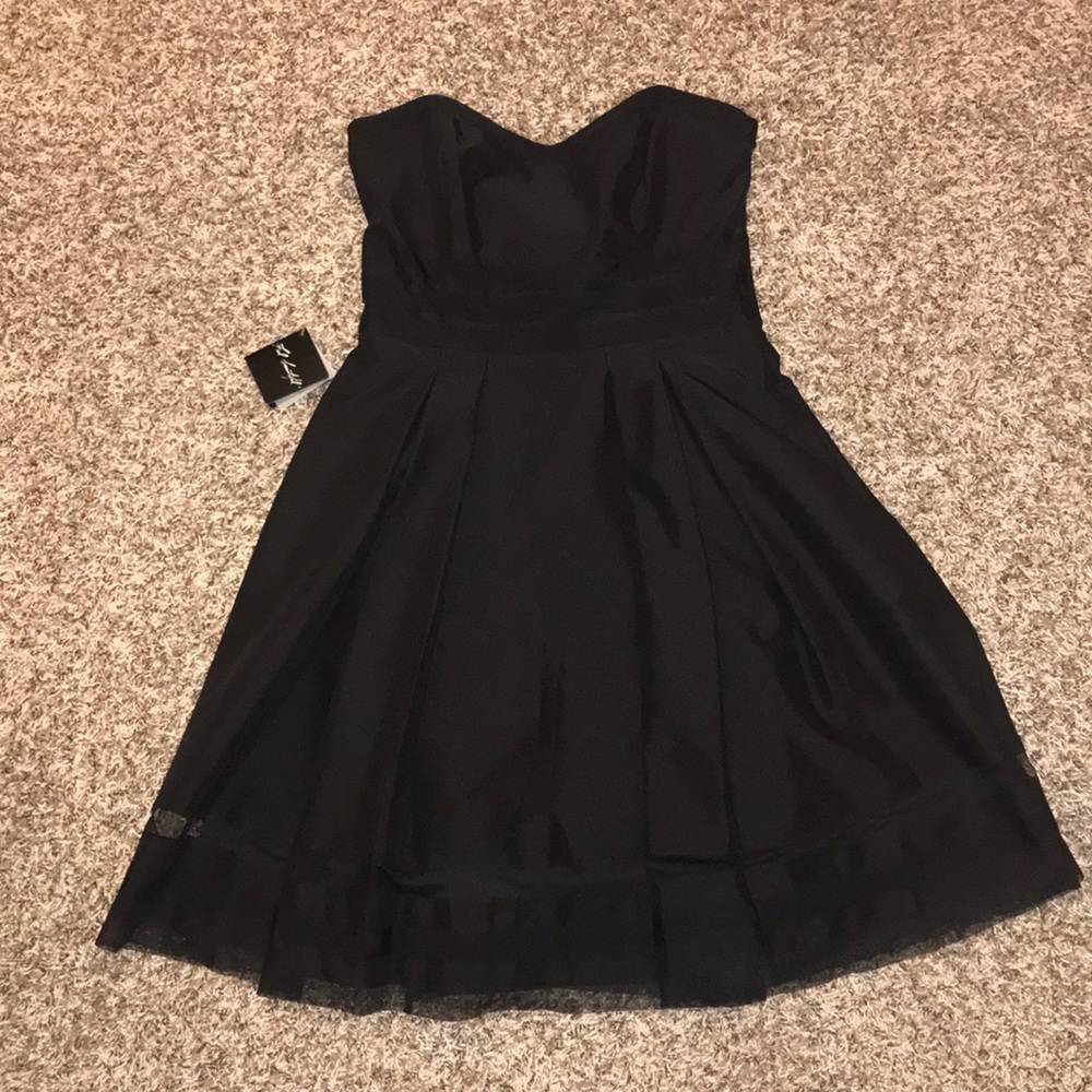 White House Black Market cocktail dress